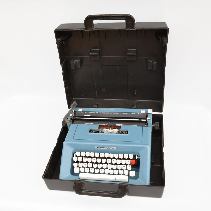 Vintage Olivetti studio 46 suitcase typewriter designed by M. Bellini Spain 1970s