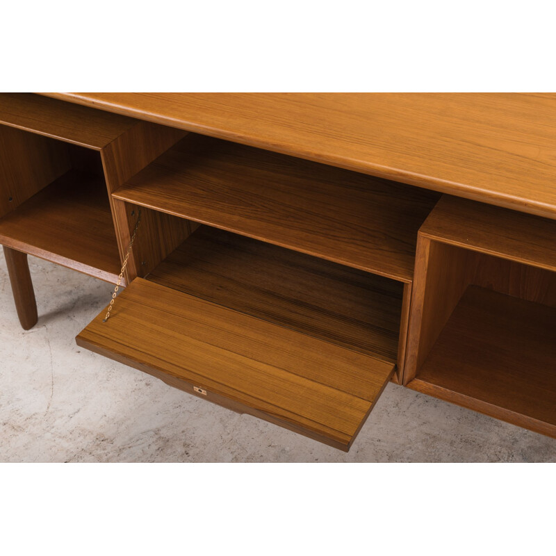 Mid-Century Teak Desk by Gunni Omann for Omann Jun Mobelfabrik 1960s