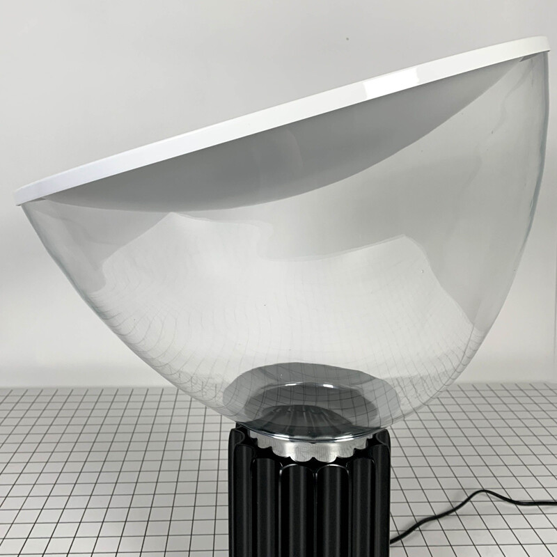 Vintage Taccia Table Lamp by Achille & Pier Giacomo Castiglioni for Flos 1960s