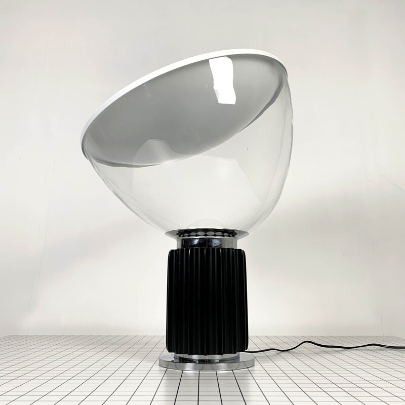 Lampe de table Vintage Taccia par Achille & Pier Giacomo Castiglioni pour Flos 1960