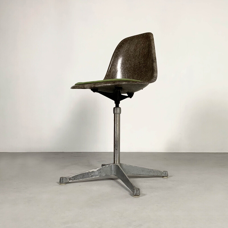 Vintage Swivel DSW Chair by Charles & Ray Eames for Herman Miller, 1980s