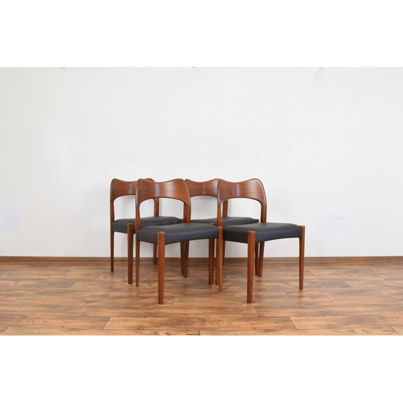 Lot de 4 chaises à manger vintage en teck par Arne Hovmand-Olsen pour Mogens Kold 1960s