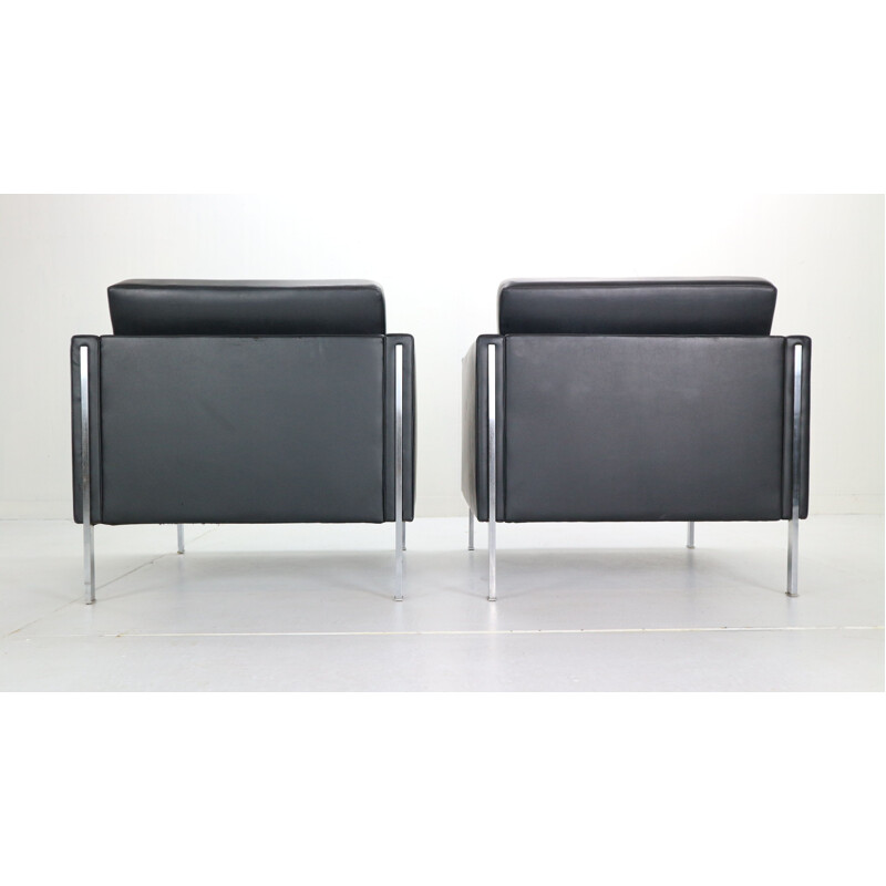 Pair of vintage Club chairs "442" by Pierre Paulin for Artifort. 1962