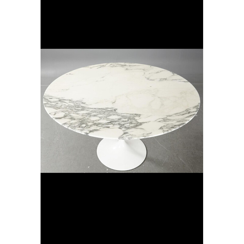 Knoll "Tulip" dining table in Carrara marble, Eero SAARINEN - 1970s