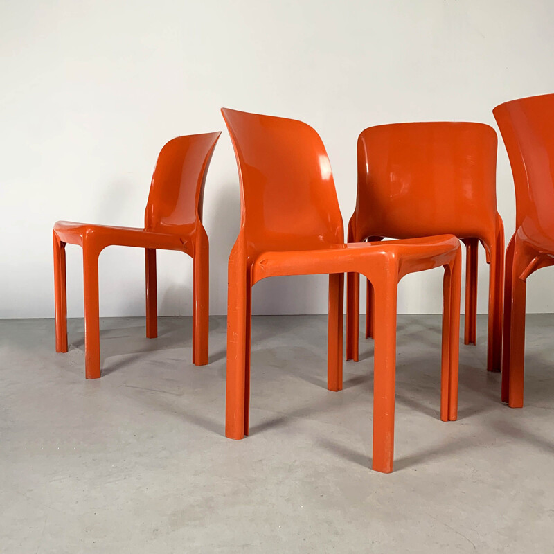 Set of 4 vintage Flash Orange Selene Chairs by Vico Magistretti for Artemide, 1970s