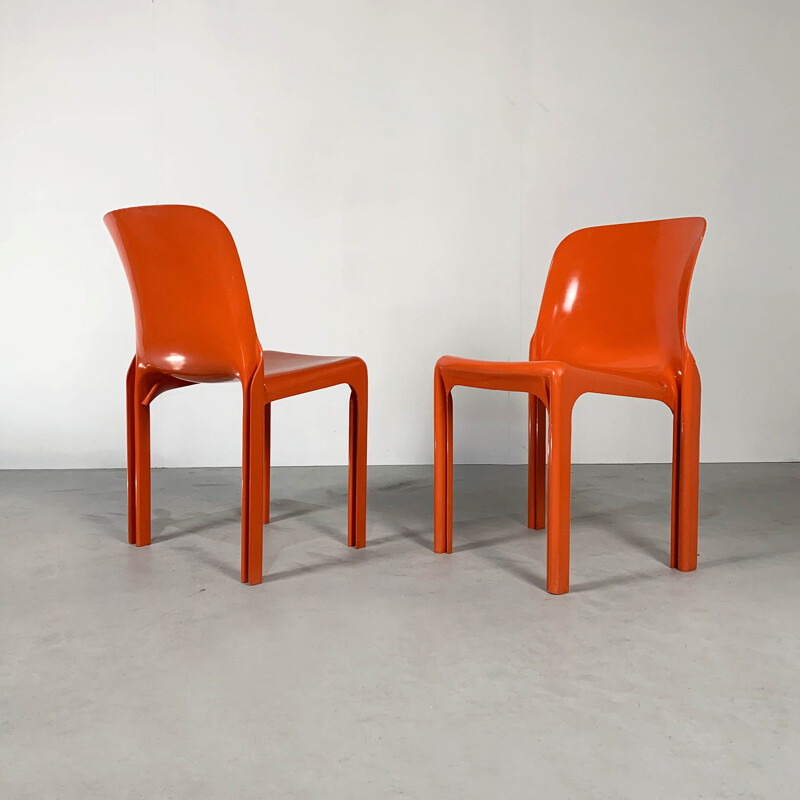 Set of 4 vintage Flash Orange Selene Chairs by Vico Magistretti for Artemide, 1970s