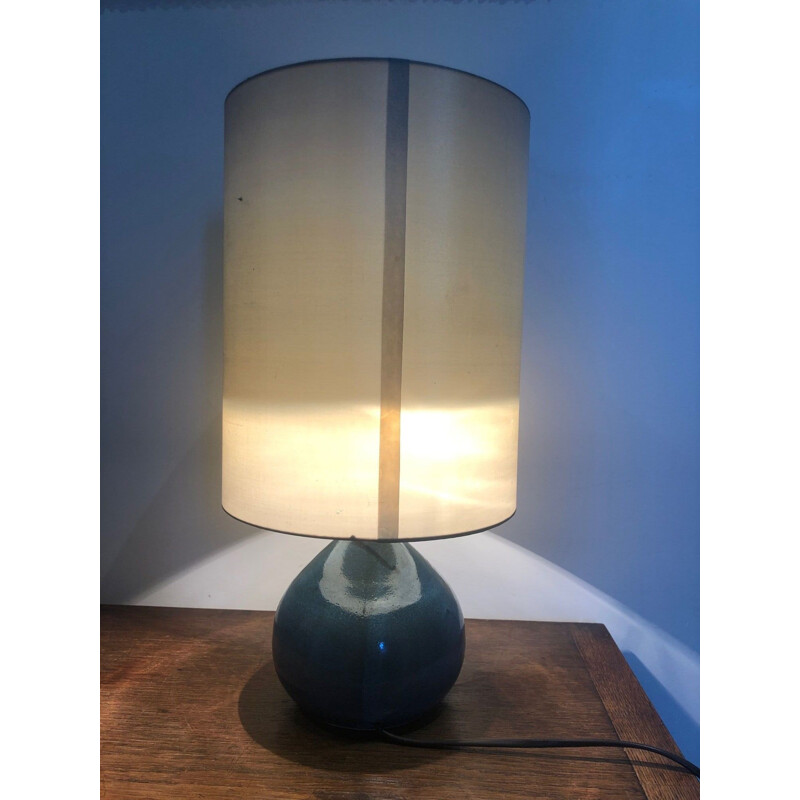 Lampe vintage en céramique bleue , abat jour en soie 1970