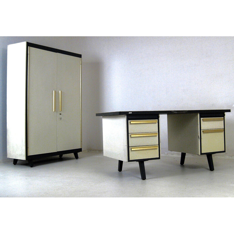 Set of 2 office pieces with a desk and a metal cupboard - 1960s