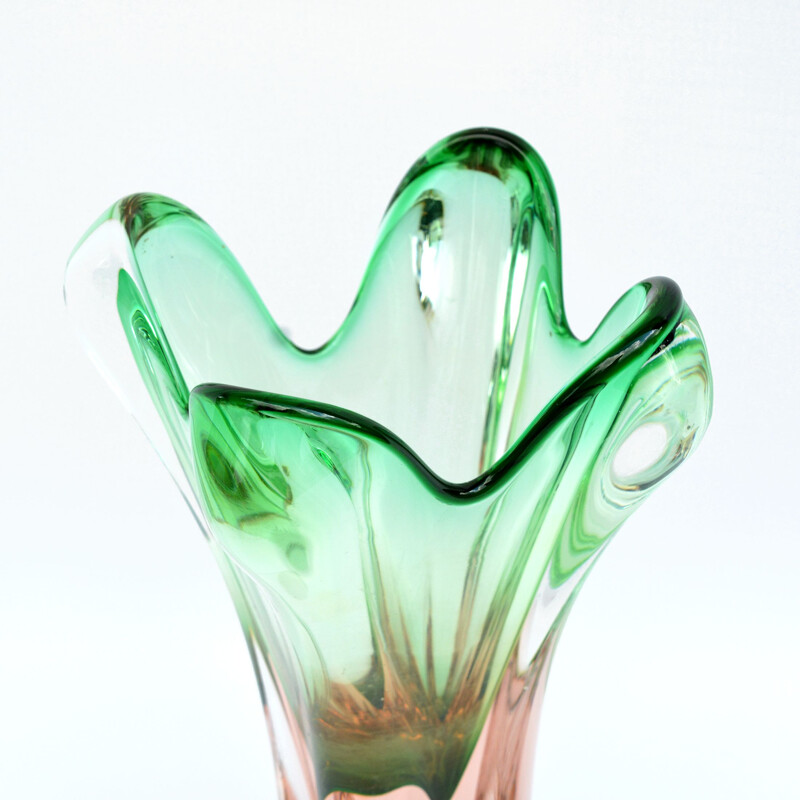 Vase en verre vintage par J. Hospodka Chribska Sklarna Tchécoslovaquie 1960