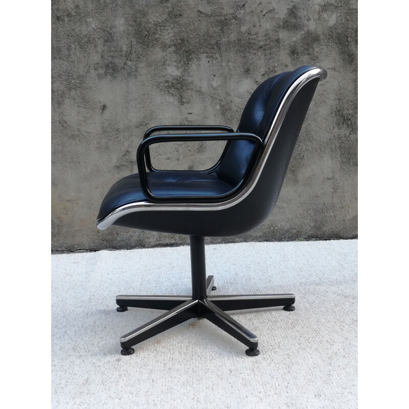 Fauteuil vintage pivotant modèle "Executive" par Charles Pollock édité par Knoll, 1970