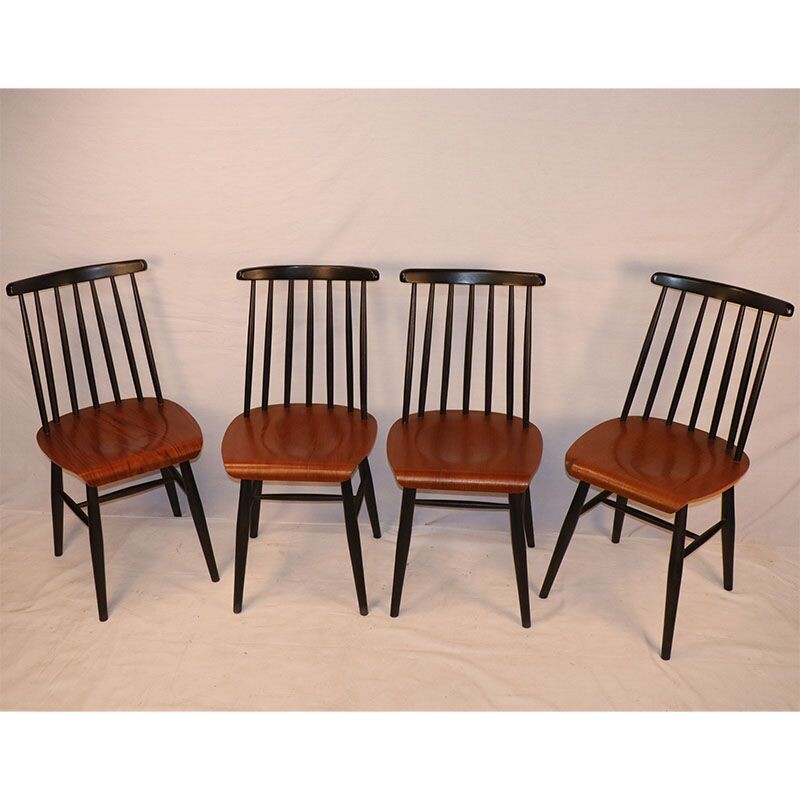 Série de 4 chaises vintage Fanett par Ilmari Tapiovaara 1960