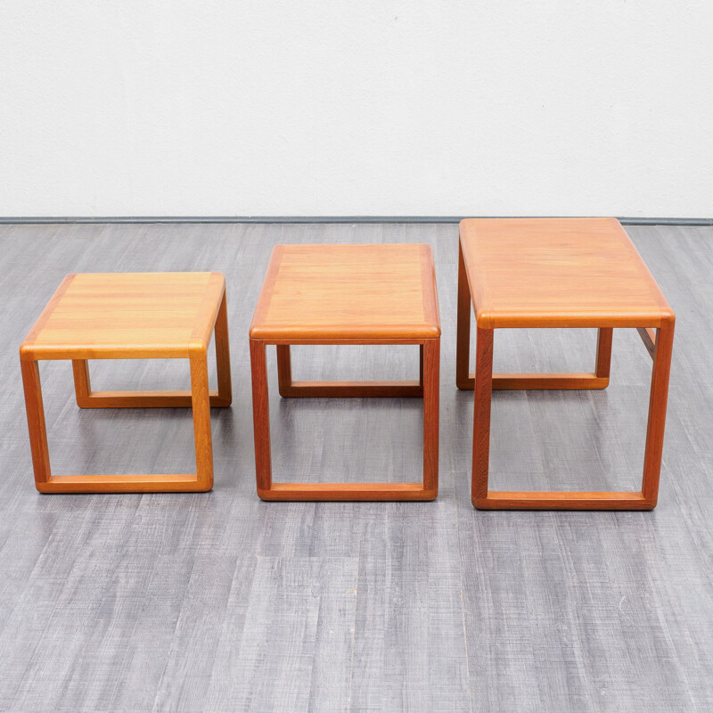 set of 3 Midcentury Danish teak nesting tables 1970s