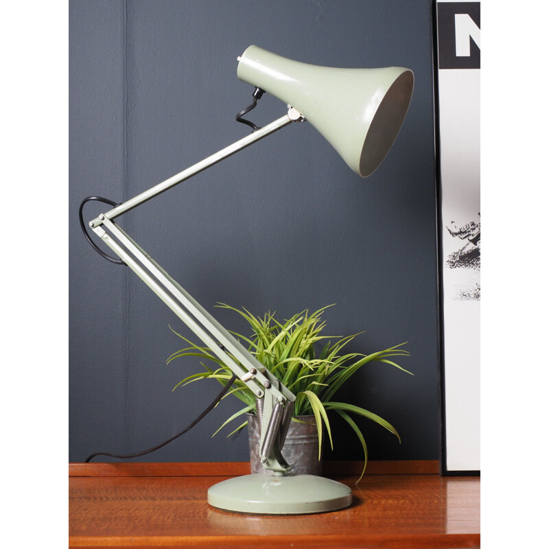Lampe vintage industrielle d'angle