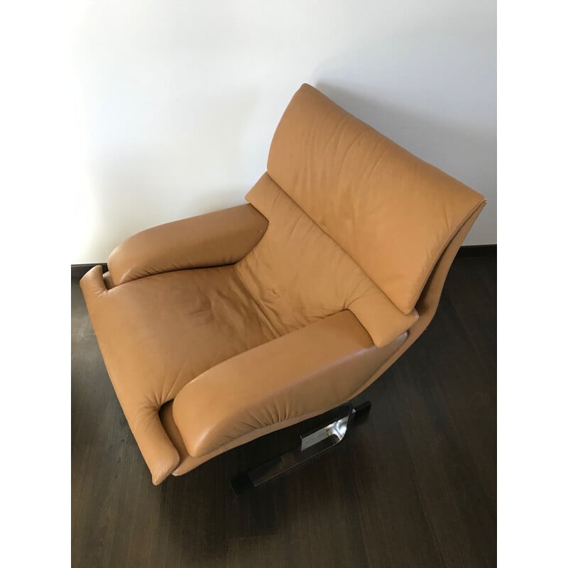 Vintage leather armchair onda Giovanni Offredi for Saporiti