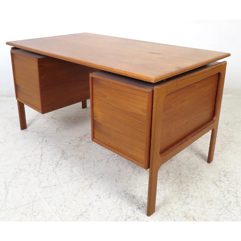 Omann Jun Scandinavian desk in teak, Gunni OMANN - 1950s