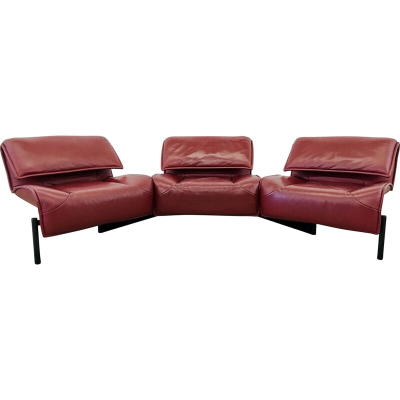 Vintage Cassina Veranda 3seater sofa in Burgundy leather by Vico Magistretti 1983s