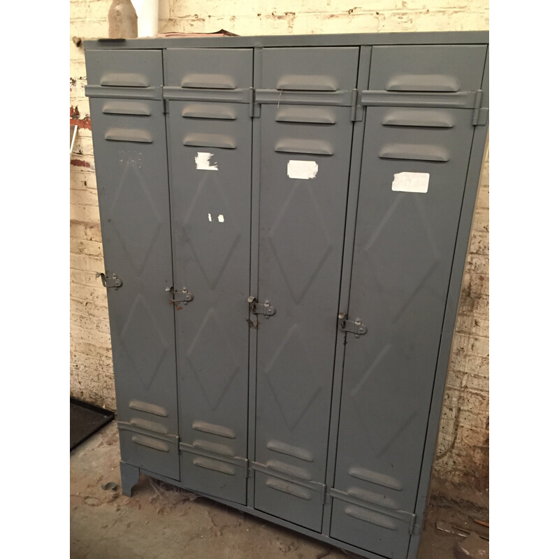 Mid century industrial metal cabinet - 1970s