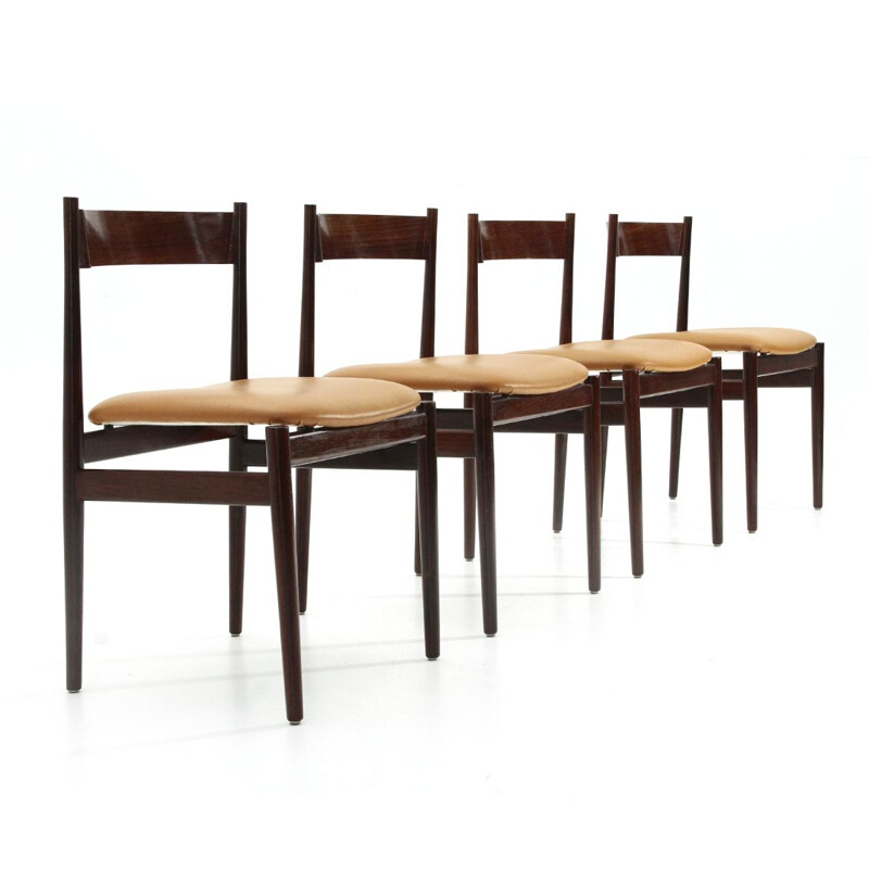 Set of 4  chairs by Gianfranco frattini for Cassina, 1960s