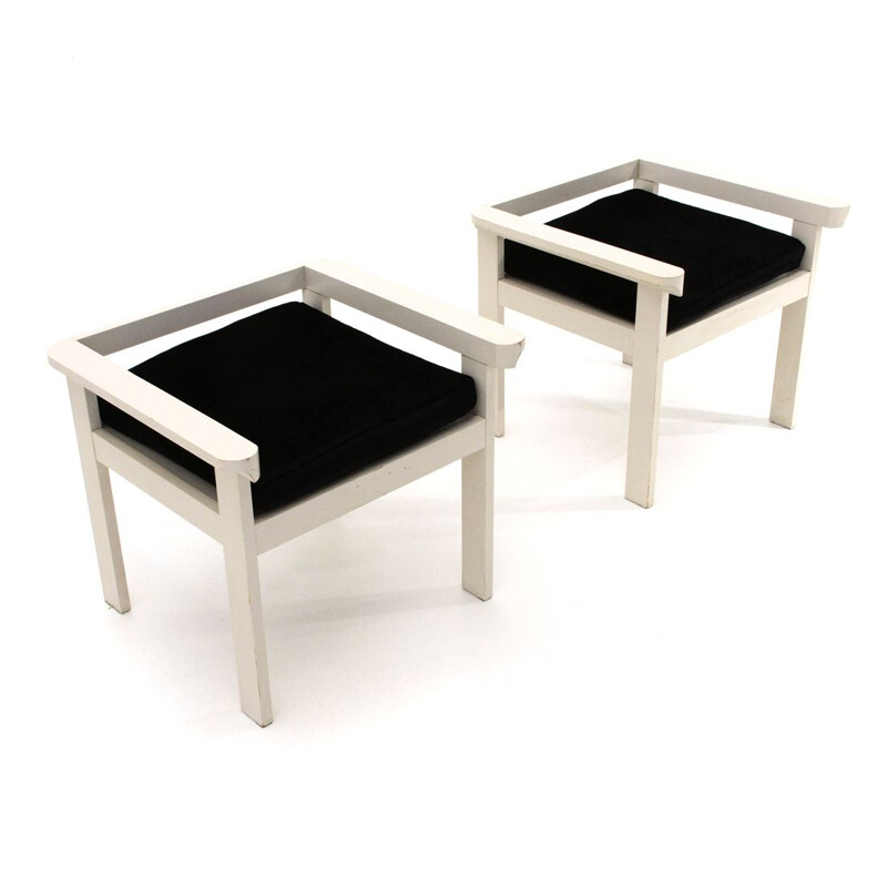 Pair of chairs in white lacquered wood and black velvet cushion, 1960s