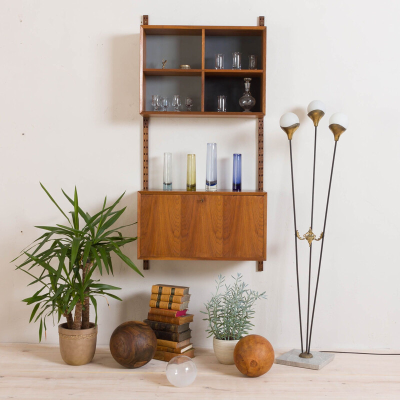 Vintage Early Poul Cadovius teak wall unit with bar cabinet and bookshelfs