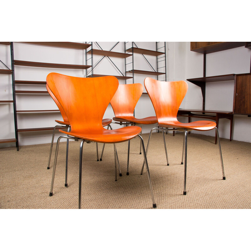 Suite of 4 vintage teak chairs series 7 by Arne Jacobsen for Fritz Hansen 1978