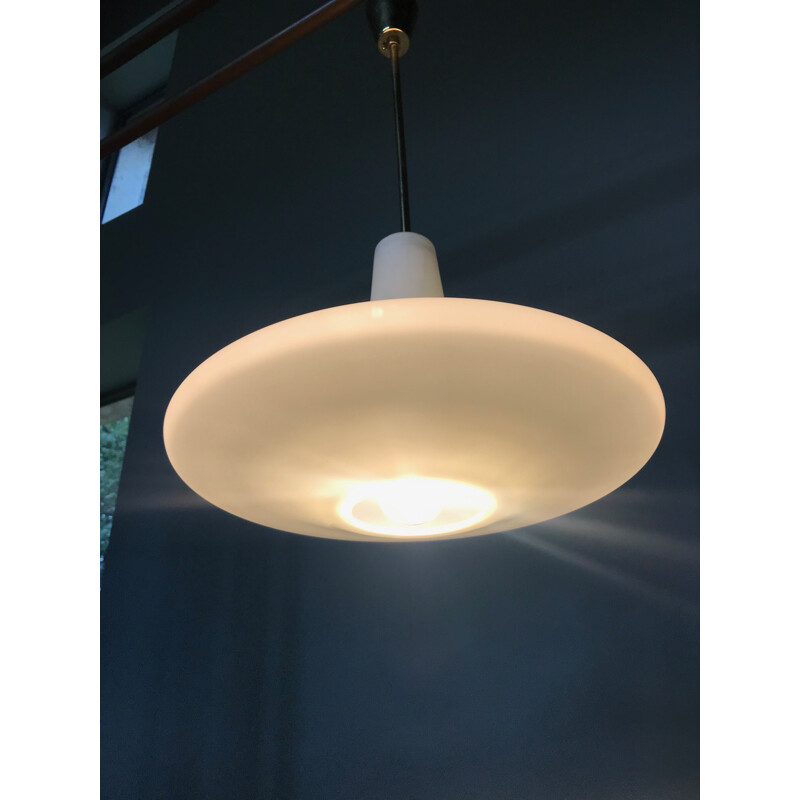 Vintage opaline hanglamp 1950