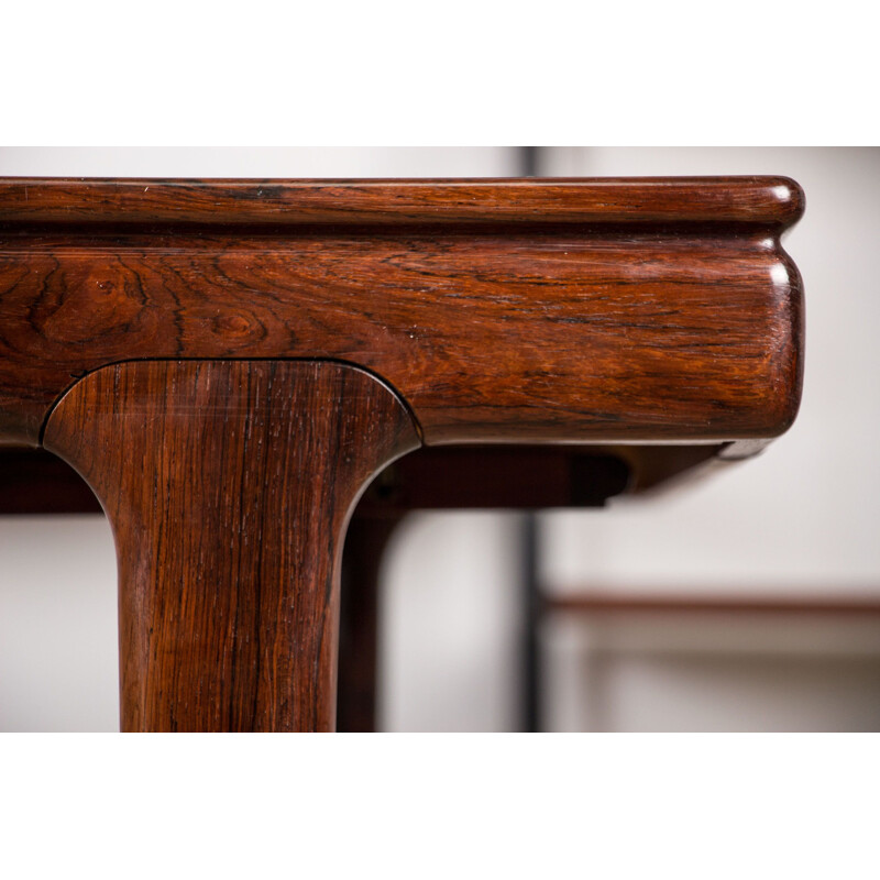 Vintage extensible dining table in Rio Rosewood by Johannes Andersen for Danish Uldum Mobelfabrik