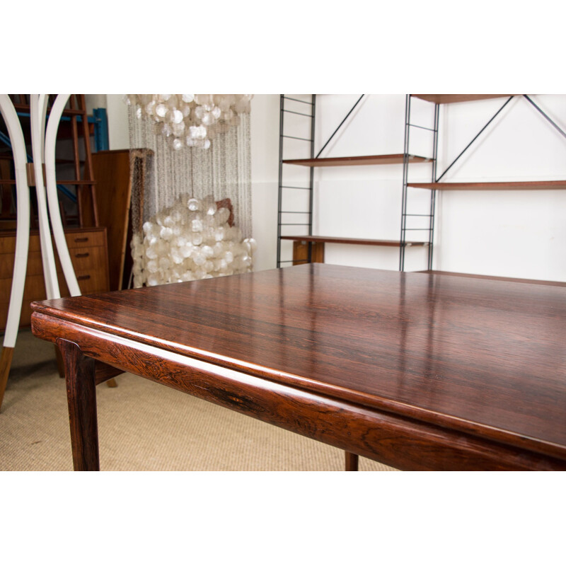 Vintage extensible dining table in Rio Rosewood by Johannes Andersen for Danish Uldum Mobelfabrik