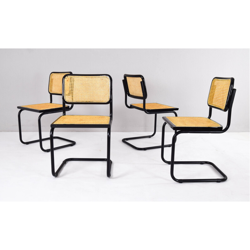 Lot de 4 chaises vintage noires  B32 Marcel Breuer Cesca Italie années 1970
