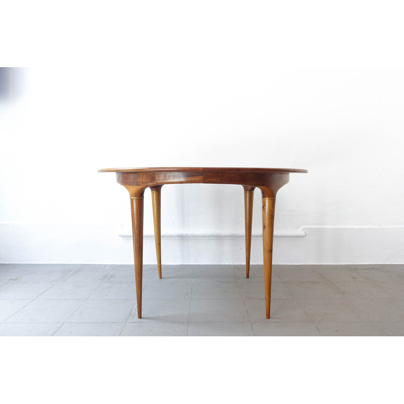 Vintage Extendable Round Walnut Dining Table Brass Details by José Cruz de Carvalho for Altamira 1950