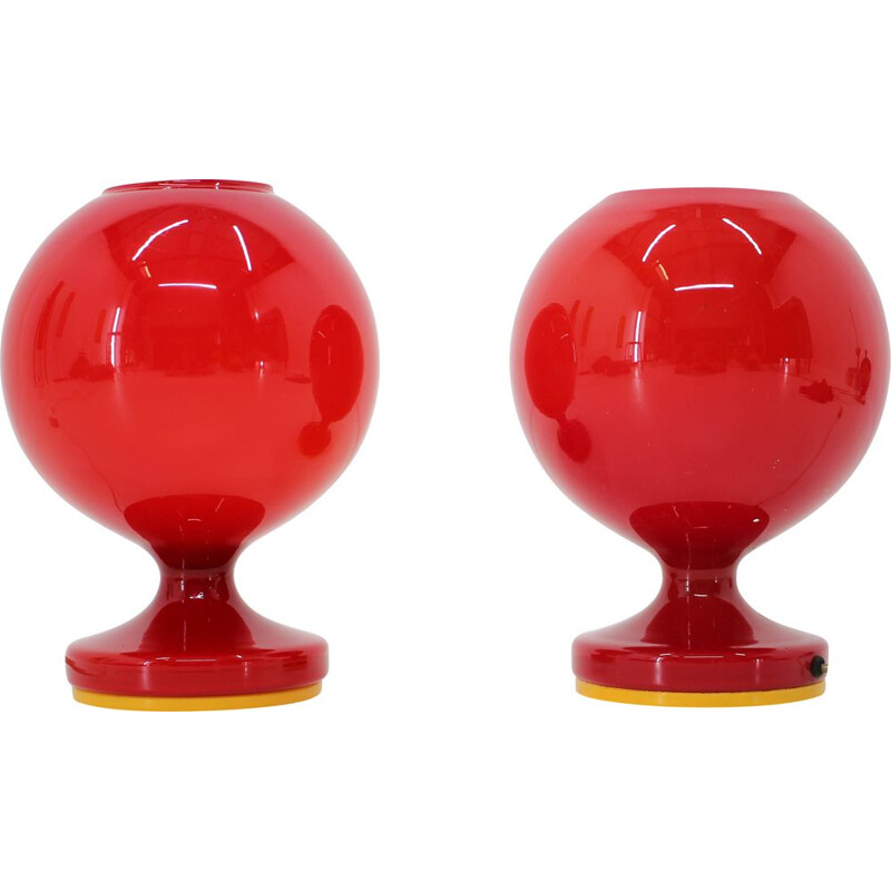 Paire de lampes de table vintage 60w en verre rouge par Stepan Tabery 1960