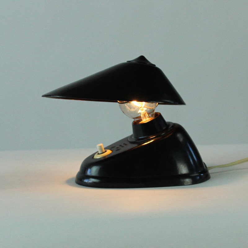 Lampe vintage en bakélite brune par l'Bauhaus pour l'ESC Zukov 1930