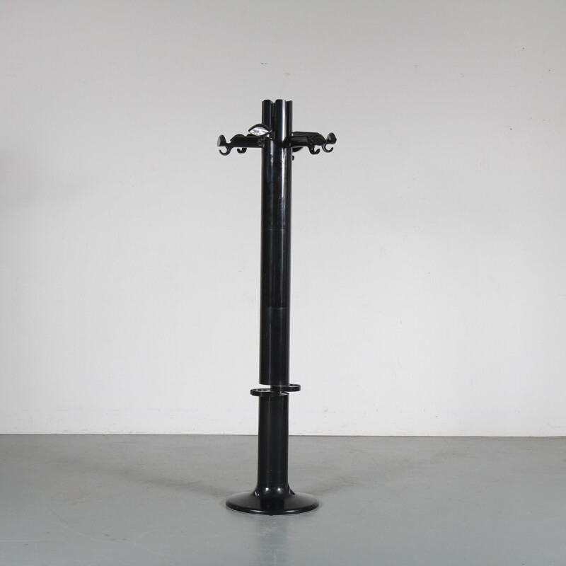 Vintage Black "Planta" coat rack by Giancarlo Piretti for Castelli, Italy 1970s