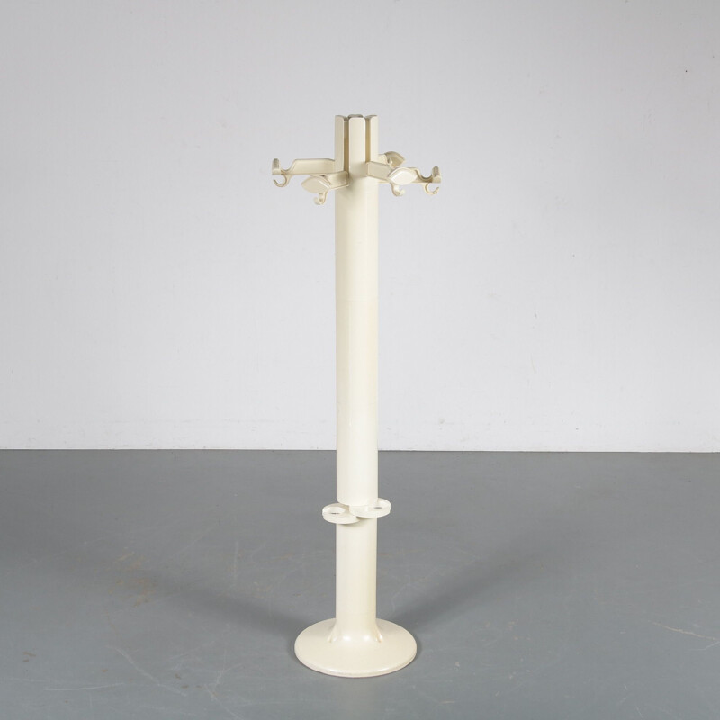 Vintage White "Planta" coat rack by Giancarlo Piretti for Castelli, Italy 1970s