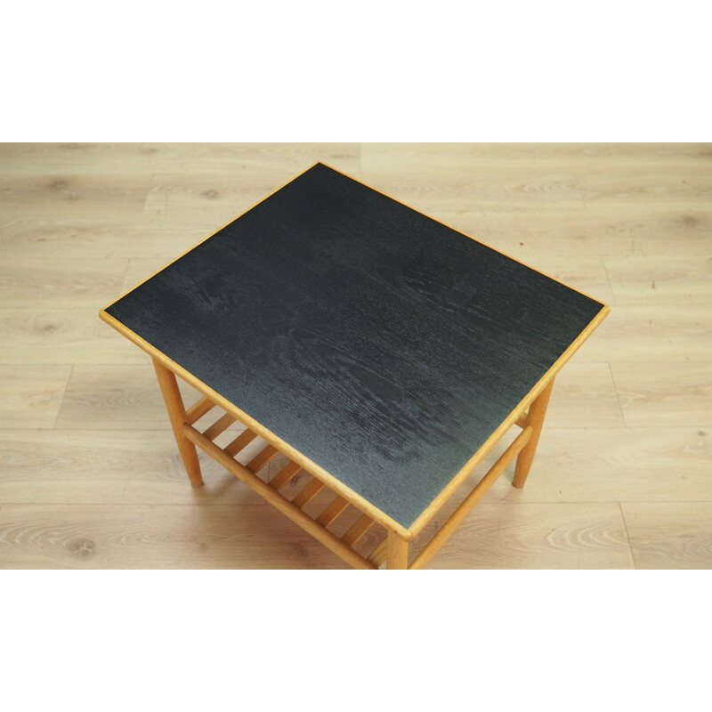 Table basse vintage en frêne, plateau noir, danoise 1970