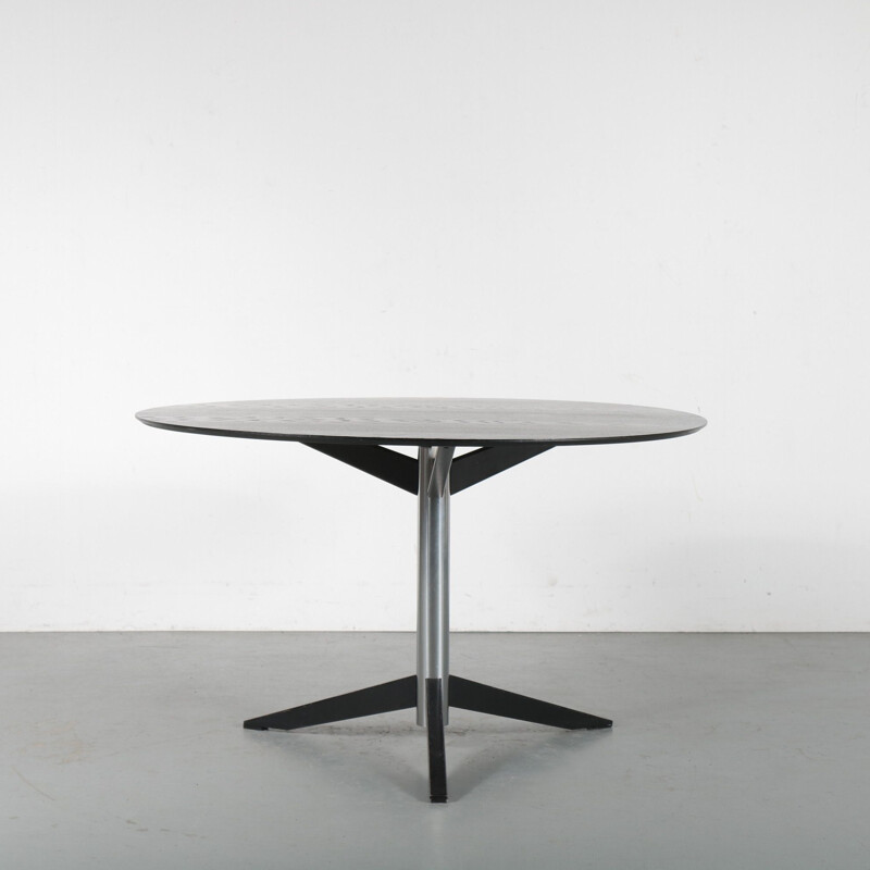 Vintage Tripod dining table by Martin Visser for 't Spectrum, Netherlands 1960s