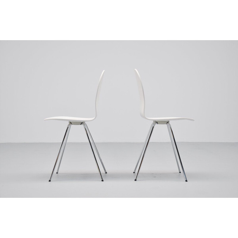 Pair of Vintage Tongue chairs Fritz Hansen and Arne Jacobsen 1970s