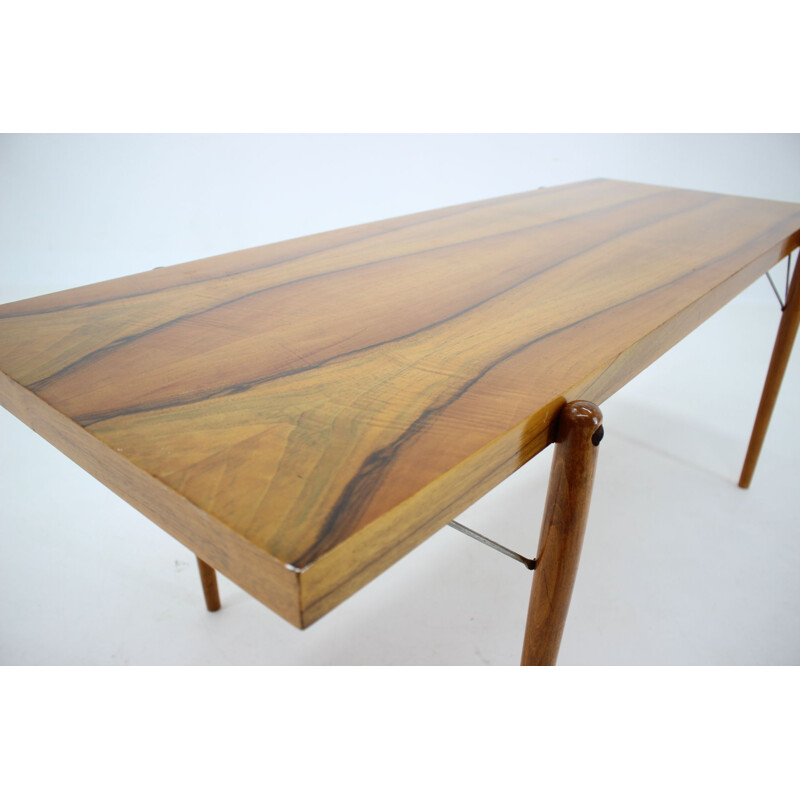 Table de conférence vintage  par Frantisek Mezulanik - 1960