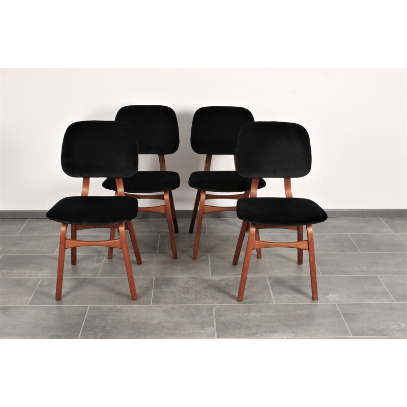 Set of 4 vintage  bentwood dininf chairs with velvet Dutch