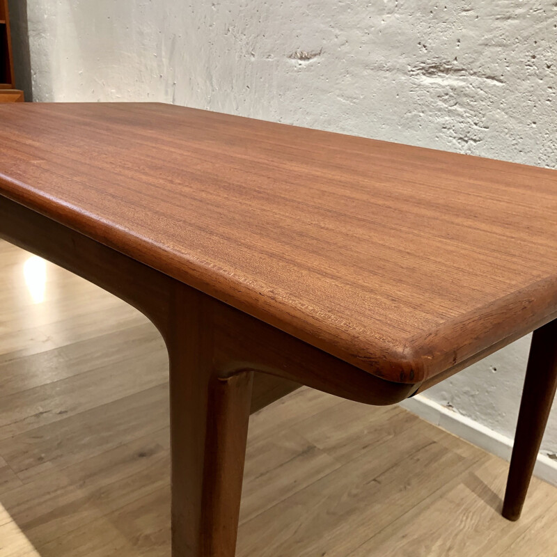 Vintage teak table Johannes Andersen 1960