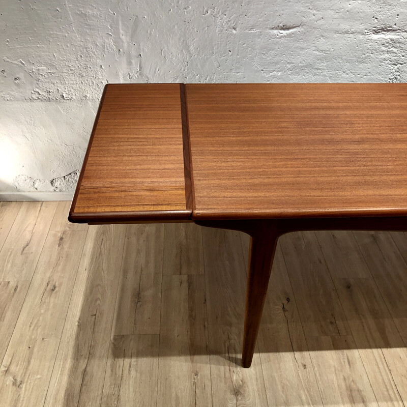 Vintage teak table Johannes Andersen 1960