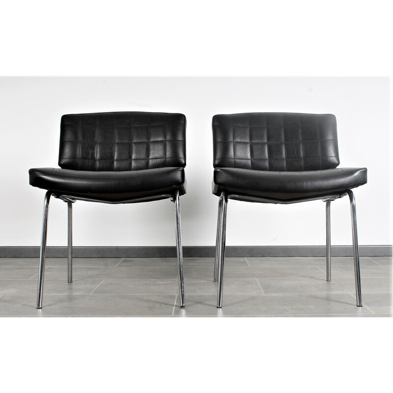 Pair of vintage Conseil fauteuils by Pierre Guariche for Meurop