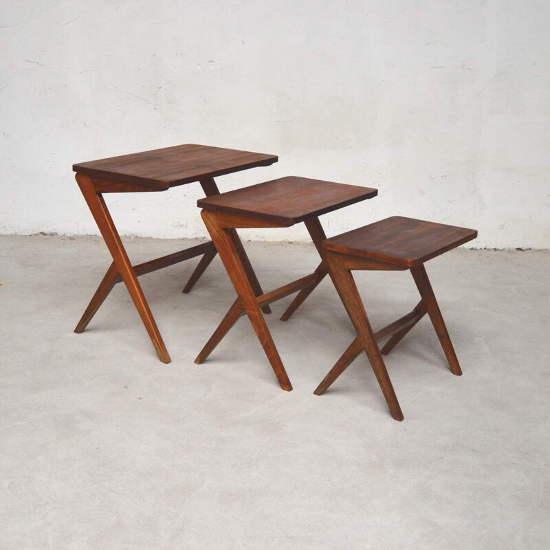 Tables gigognes vintage danoises en palissandre 1960