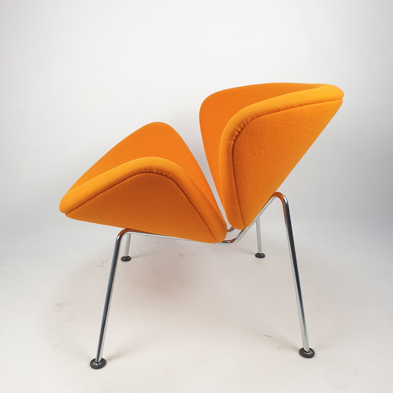 Vintage orange lounge armchair by Pierre Paulin for Artifort 1980