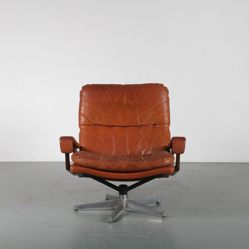 Vintage King chair by André Vandenbeuck for Strassle Switzerland 1960s