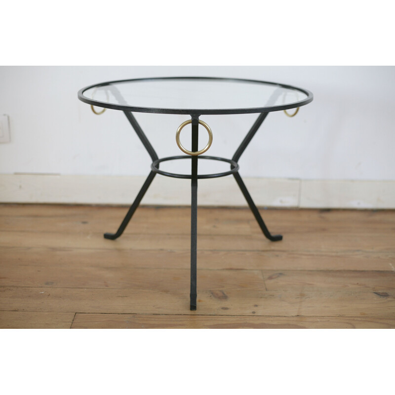 Mesa de centro vintage de metal lacado negro, cristal y latón de Jacques Adnet, Francia 1950