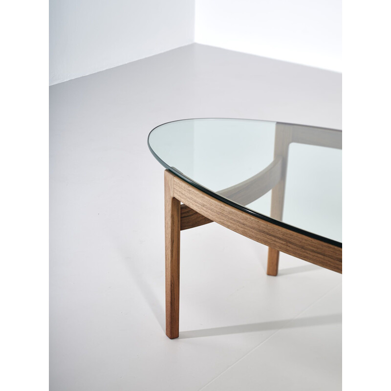 Vintage elliptical coffee table by Ib Kofod-Larsen for Fröscher Germany 1970