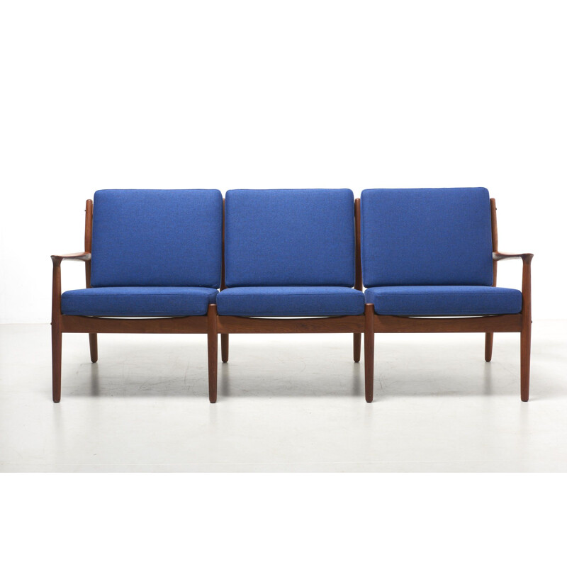 Vintage teak sofa with removable cushions by Grete Jalk for Glostrup Møbelfabrik Denmark 1960