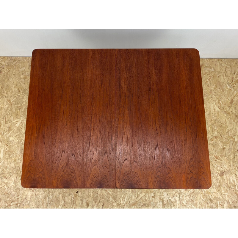 Vintage dining table by McIntosh 1970
