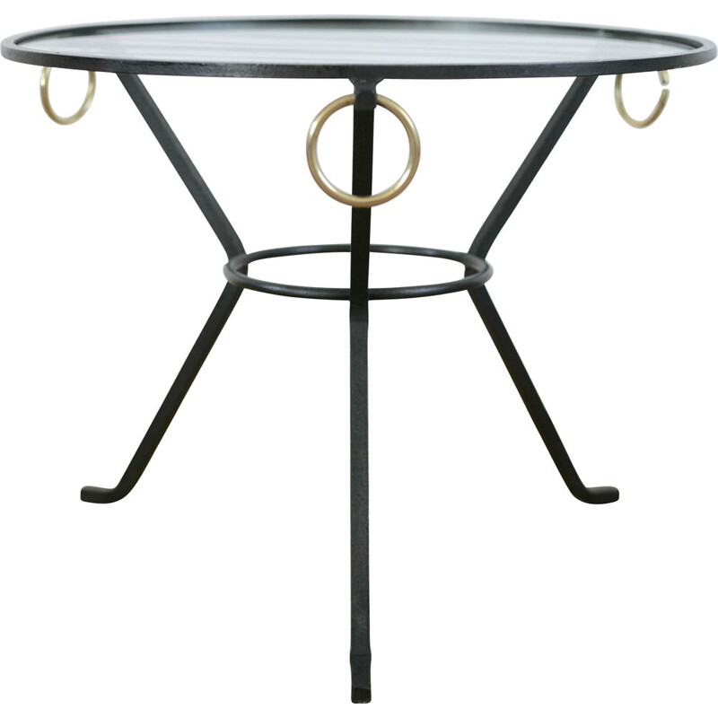 Mesa de café Vintage em metal preto lacado, vidro e latão por Jacques Adnet, França 1950